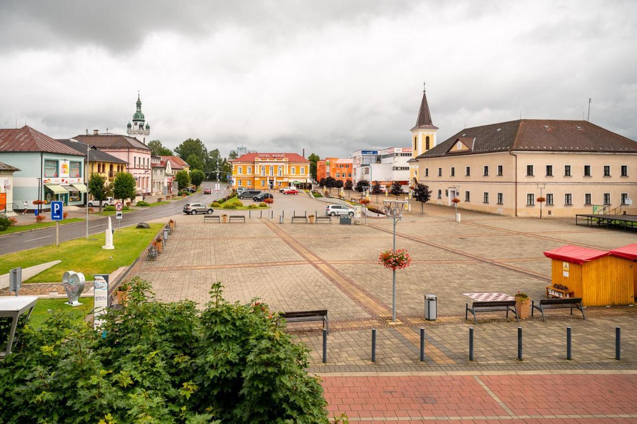 2- Postelova Izba S Kupelnou Emka V Penzion Trstená Extérieur photo